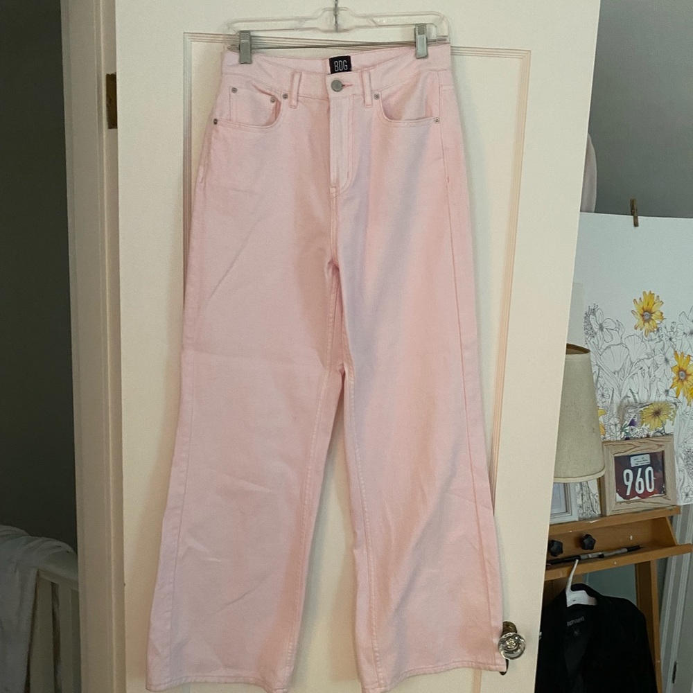 Urban Outfitters’ BDG wide leg, pink pant, size 28